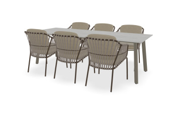 Rechthoekige Dekton Trevi tafel Imperia met Capalbio stoelen