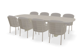 Rechthoekige bootvorm Dekton Nebu tafel Carissimo met Bernini stoelen